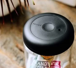 Boîte Conservatrice Avec Vide D'air Atmos En Verre 250 Gr - Fellow -Les Amateurs De Café 2 fellow boite vide air