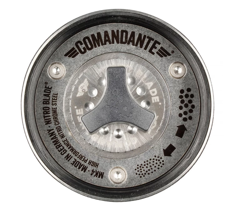 Moulin à Café COMANDANTE C40 MK4 Nitro Blade Alpine Lagoon 5 Moulin à Café COMANDANTE C40 MK4 Nitro Blade Alpine Lagoon – Image 3