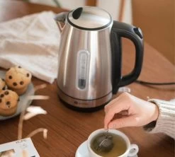 Bouilloire KT101 1.7L Inox + Verre Pylano + Offre Cadeau KOTTEA 14 Bouilloire KT101 1.7L Inox + Verre Pylano + Offre Cadeau KOTTEA -Les Amateurs De Café kkottea kt101 3