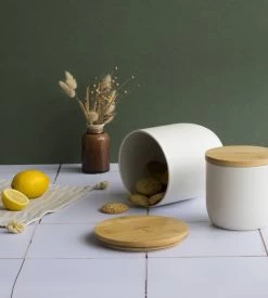 Lot De 3 Boîtes à Café/thé Rondes PEBBLY 7 Lot De 3 Boîtes à Café/thé Rondes PEBBLY -Les Amateurs De Café lifestyle pebbly