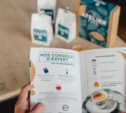 Coffret Atelier Profil Café : Expérience Dégustation Cafés En Grain -Les Amateurs De Café livret lifestyle 1