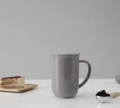Mug Minima Wool Grey 50 Cl Avec Infuseur Inox - VIVA SCANDINAVIA -Les Amateurs De Café minima grey lifestyle