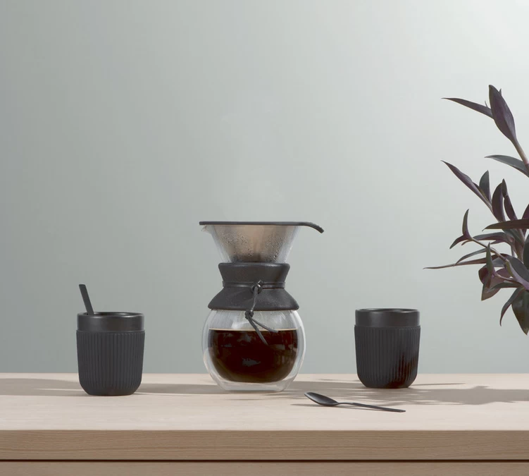 Set De 2 Mugs Douro Double Paroi - Porcelaine Noire - 10cl - BODUM 5 Set De 2 Mugs Douro Double Paroi - Porcelaine Noire - 10cl - BODUM – Image 3