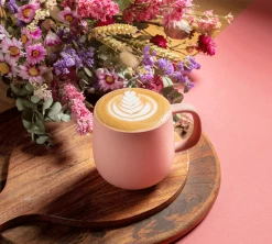 Mug Terra Brique + Mug Terra Sauge- 33 Cl - PYLANO 6 Mug Terra Brique + Mug Terra Sauge- 33 Cl - PYLANO -Les Amateurs De Café pylano terra brique lifestyle 2