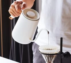 Bouilloire à Température Réglable - TIMEMORE - Fish Smart Black 60cl -Les Amateurs De Café timemore kettle5