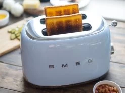 Grille-pain TSF01PBEU 2 Tranches Bleu Azur - SMEG -Les Amateurs De Café toaster azur amb